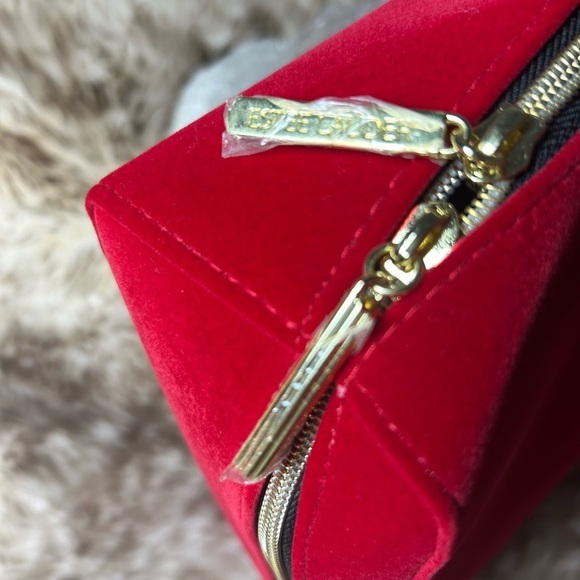 Velvety Red Estée Lauder Cosmetic Case Large, Handle, Bow, Gold Accented Zipper - Picture 12 of 16